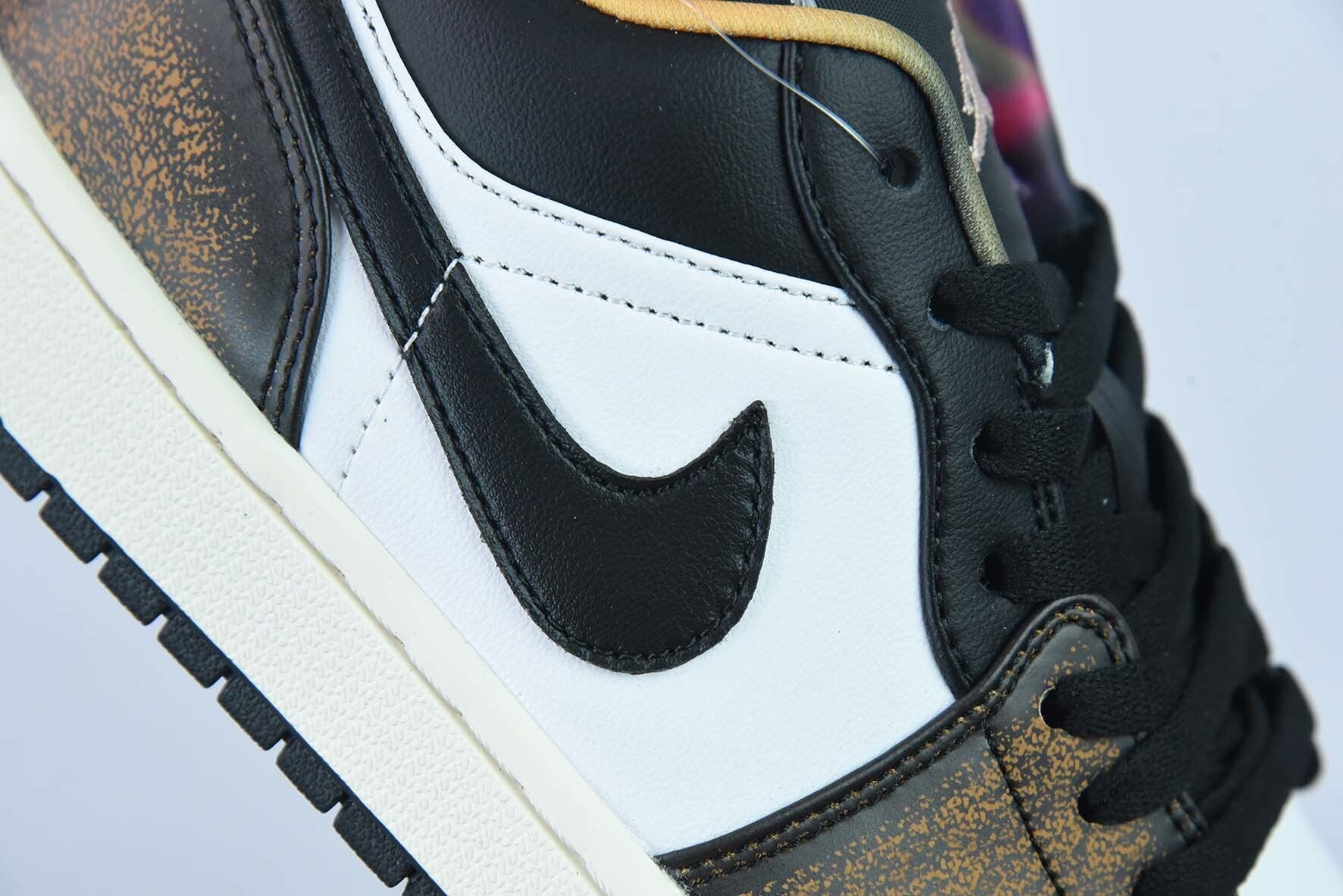 Jordan 1 Low Wear-Away