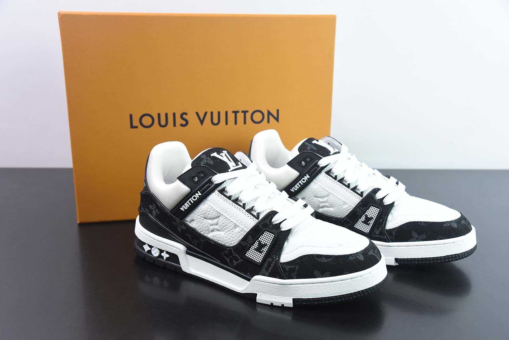 Louis Vuitton Trainer Black and  White