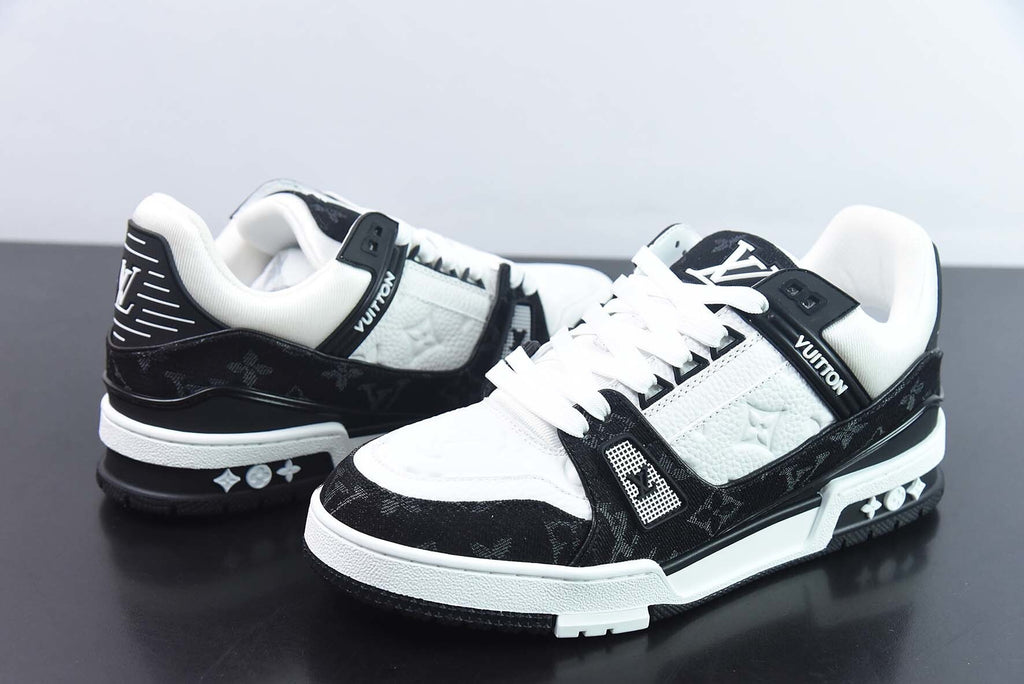 Louis Vuitton Trainer Black and  White