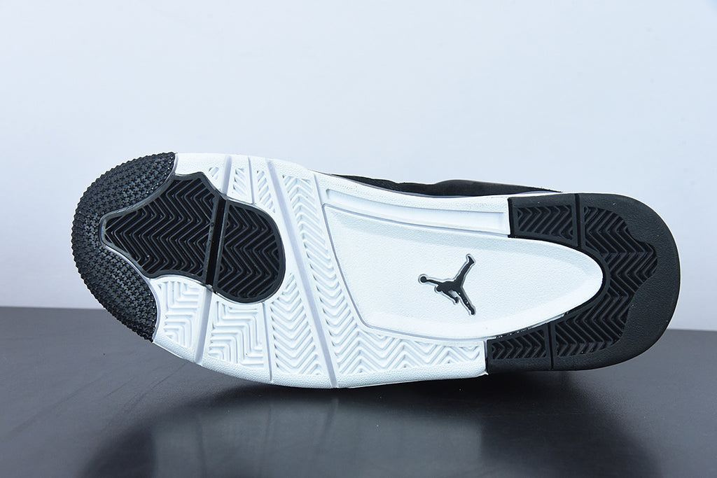 Jordan 4 Retro Royalty