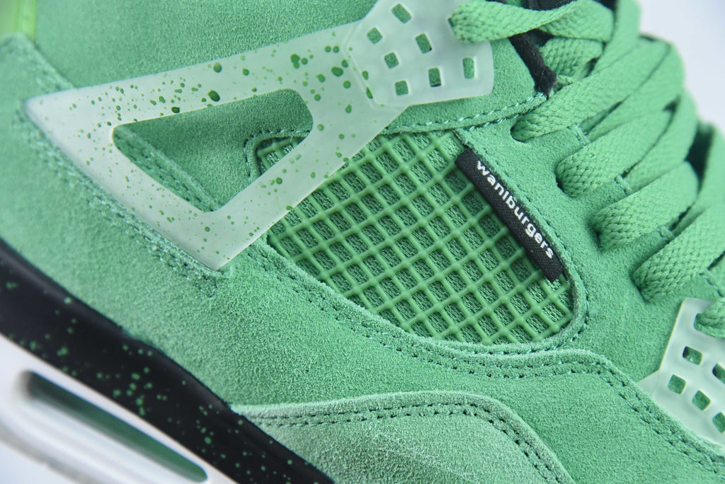 Jordan 4 Retro Wahlburgers