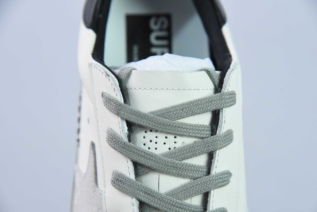 Golden Goose Super Star Classic Black