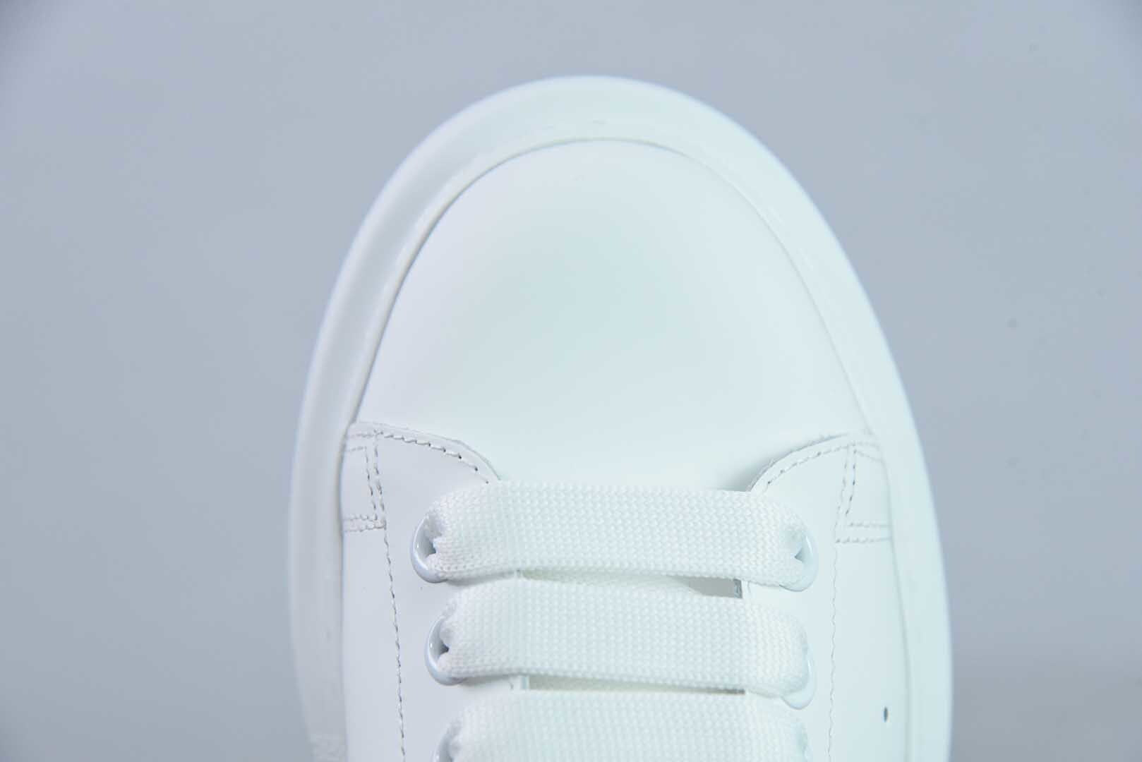 Alexander McQueen Plastic Black