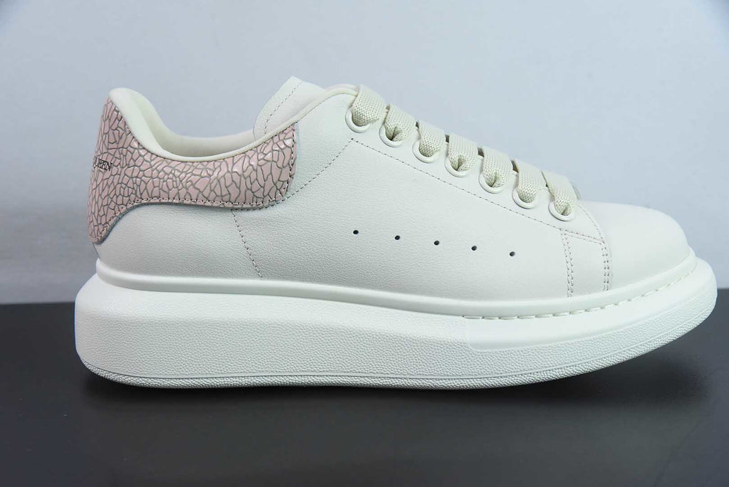 Alexander McQueen Broke Pink