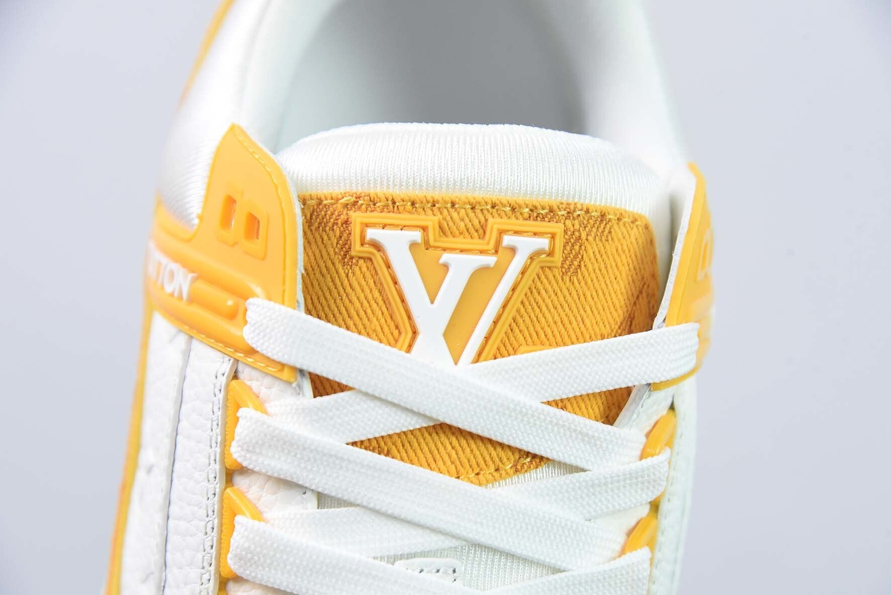 Louis Vuitton Trainer Yellow