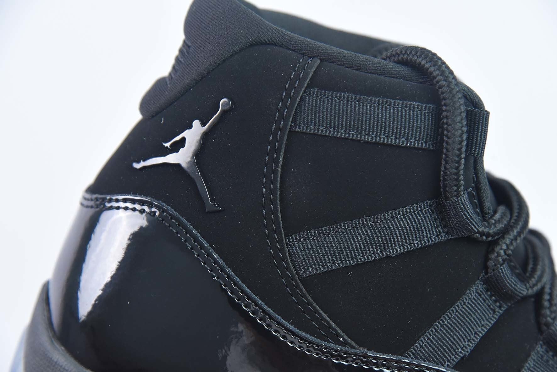 Jordan 11 Retro Cap and Gown