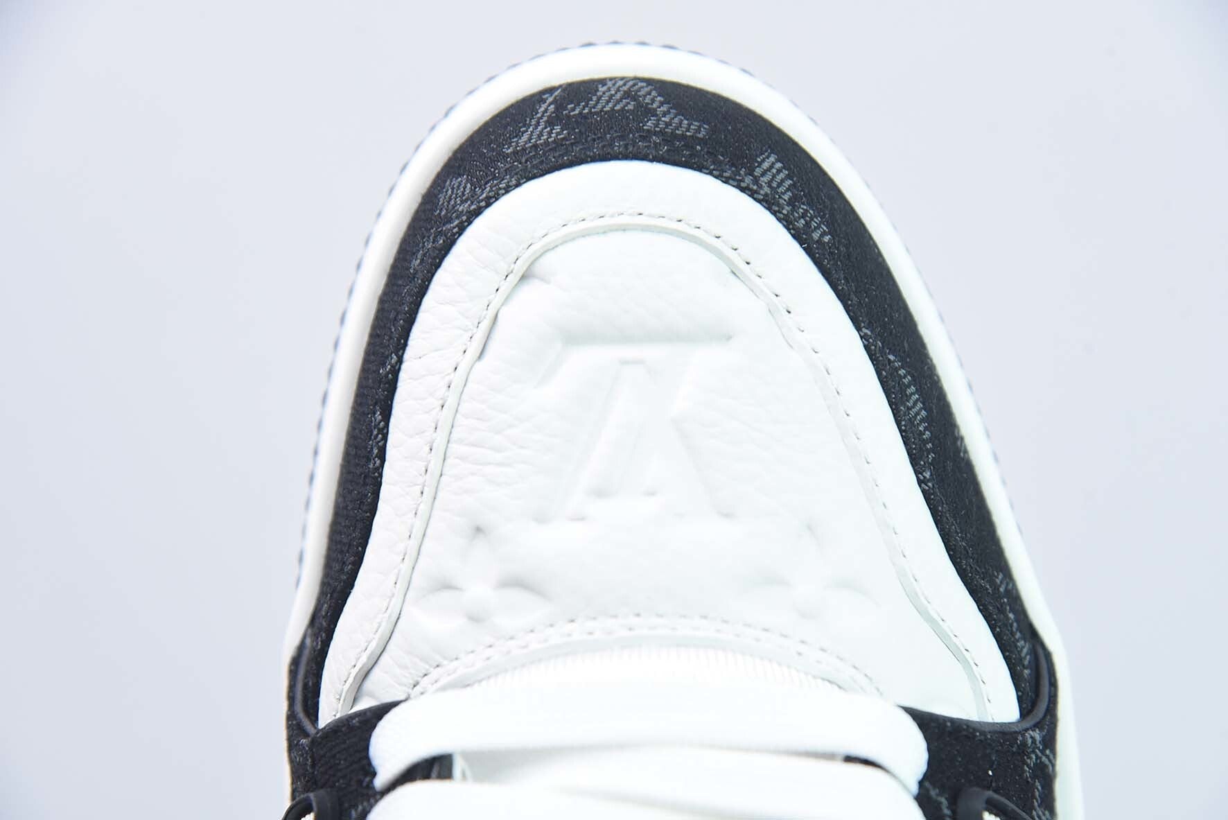 Louis Vuitton Trainer Black and  White