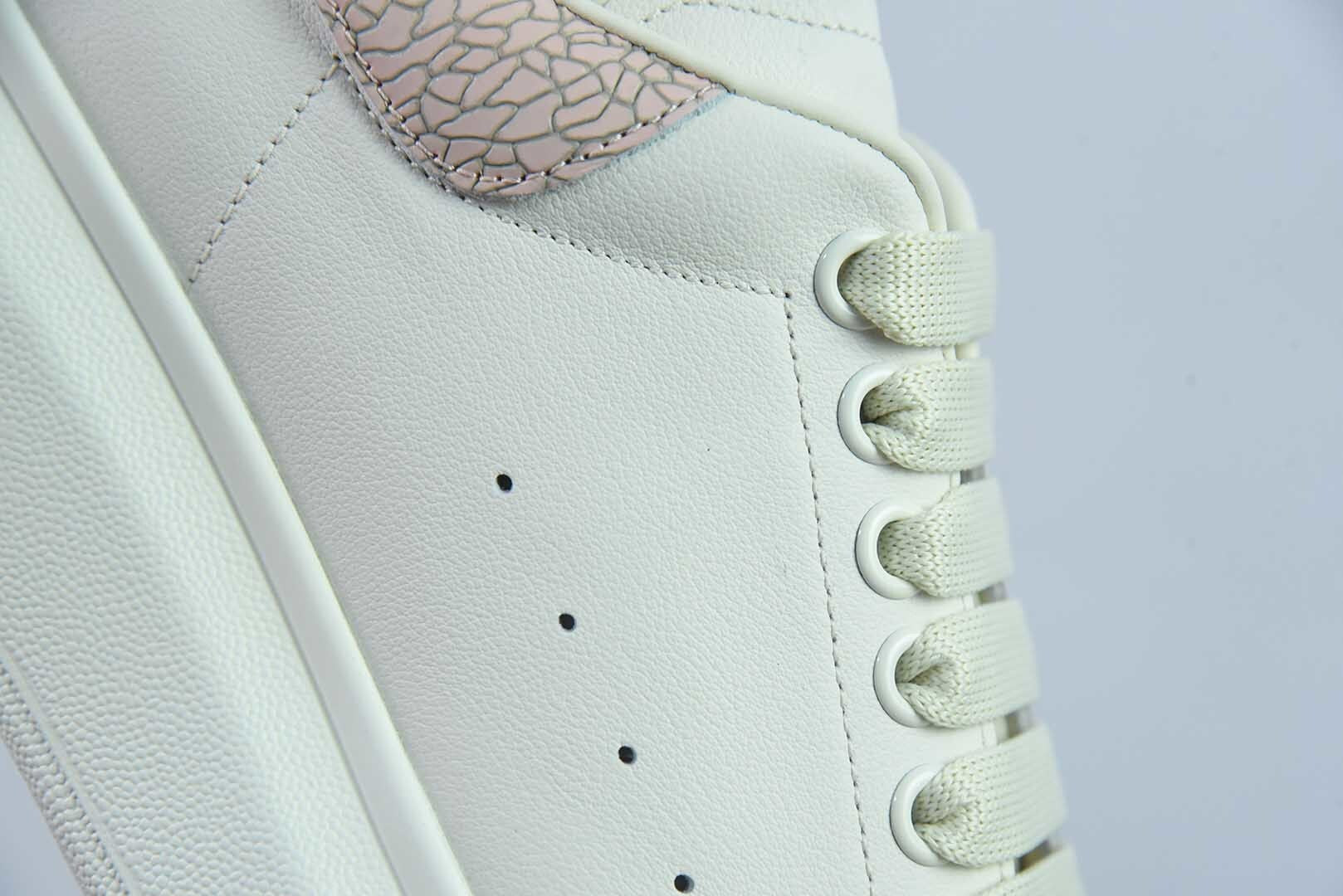 Alexander McQueen Broke Pink