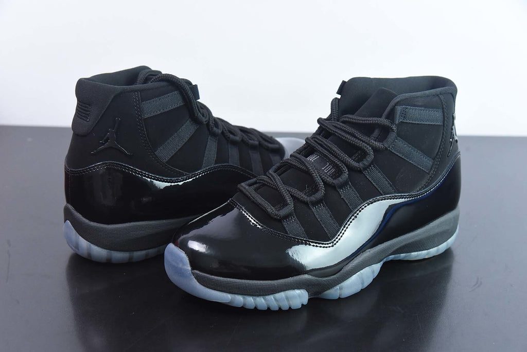 Jordan 11 Retro Cap and Gown