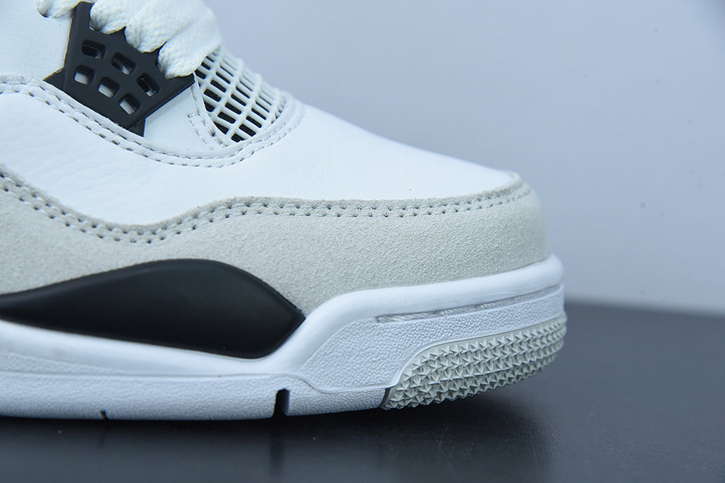 Jordan 4 Retro Black and White