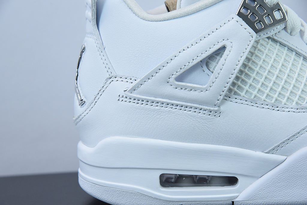 Jordan 4 Retro Metallic Silver
