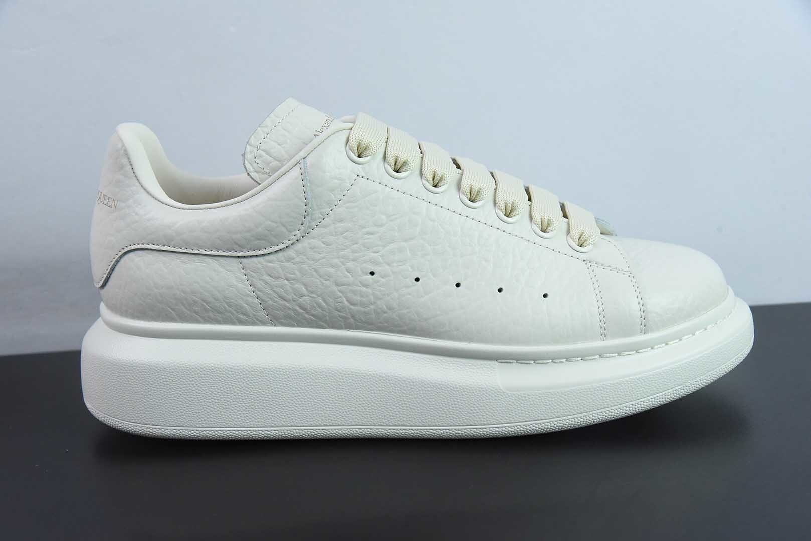 Alexander McQueen Beige