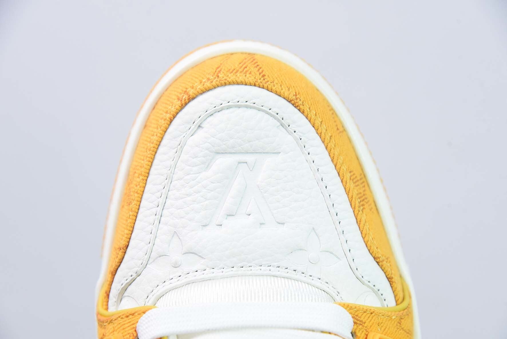 Louis Vuitton Trainer Yellow