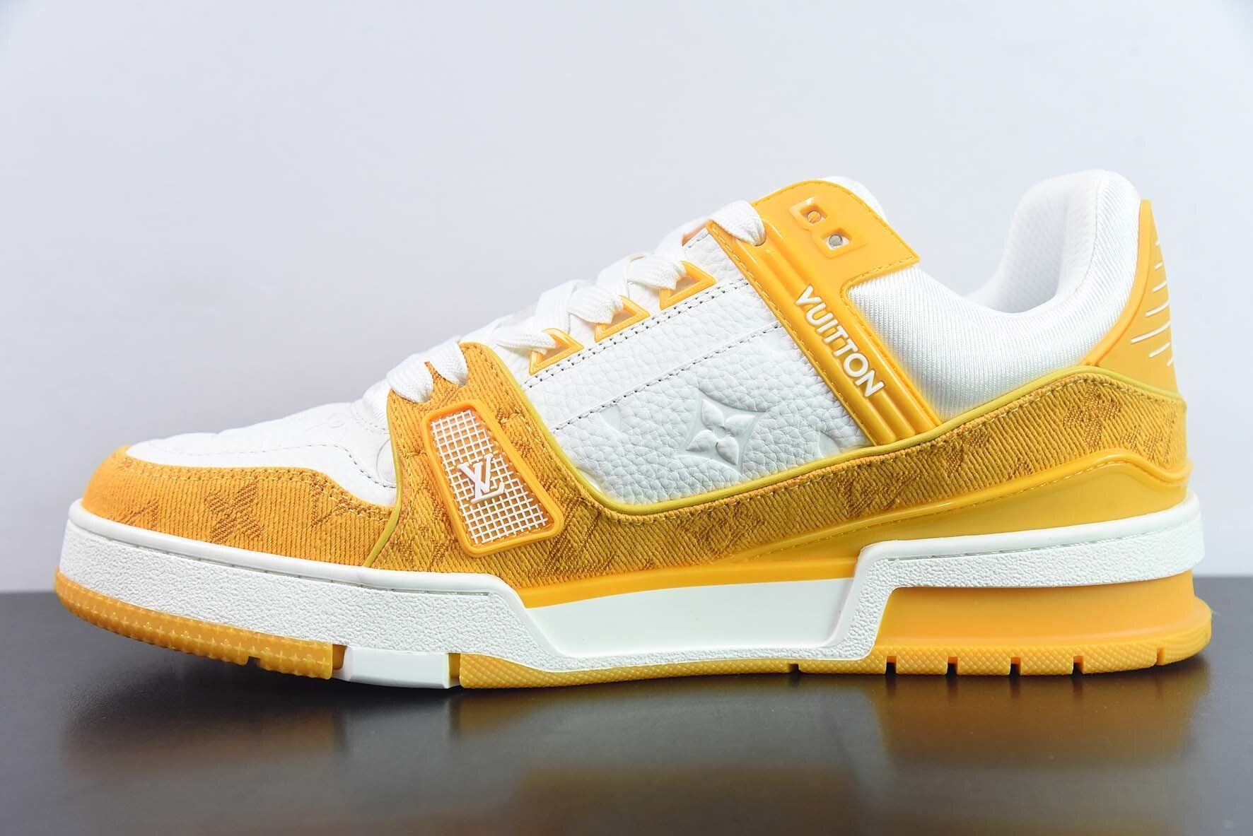 Louis Vuitton Trainer Yellow
