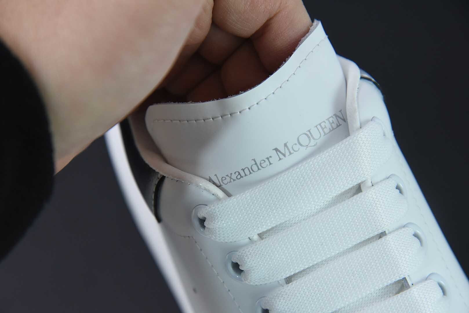 Alexander McQueen Gradient Black