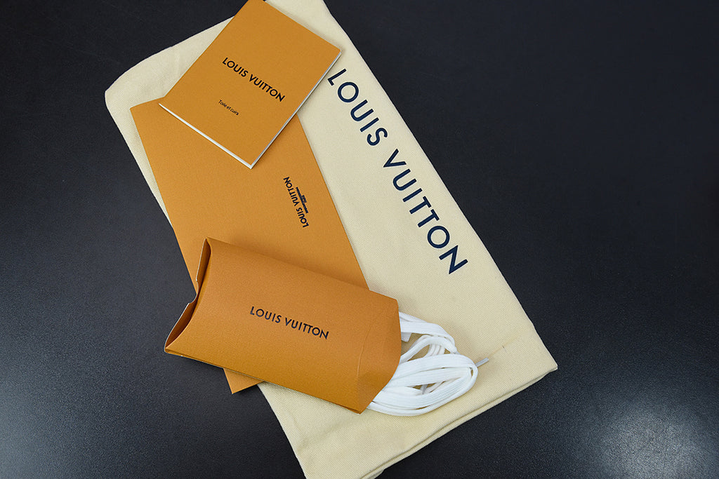 Louis Vuitton Trainer Pink