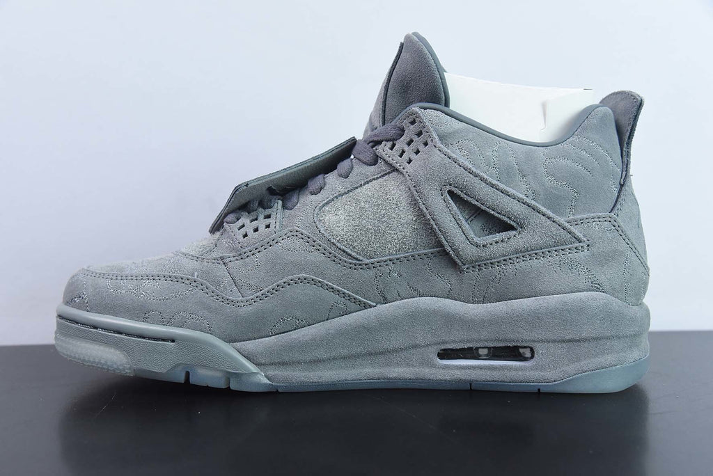 Jordan 4 Retro Kaws