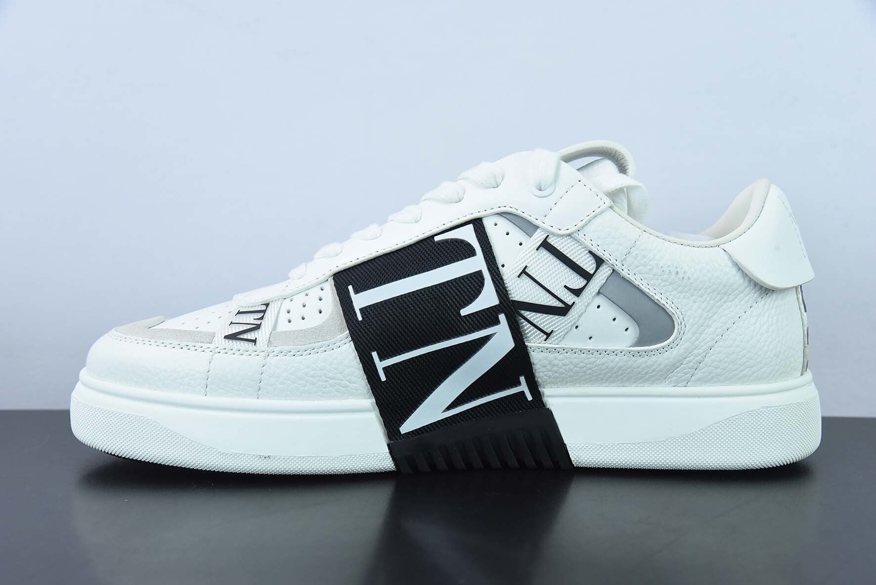 Valentino VL7N Bianche e Nere