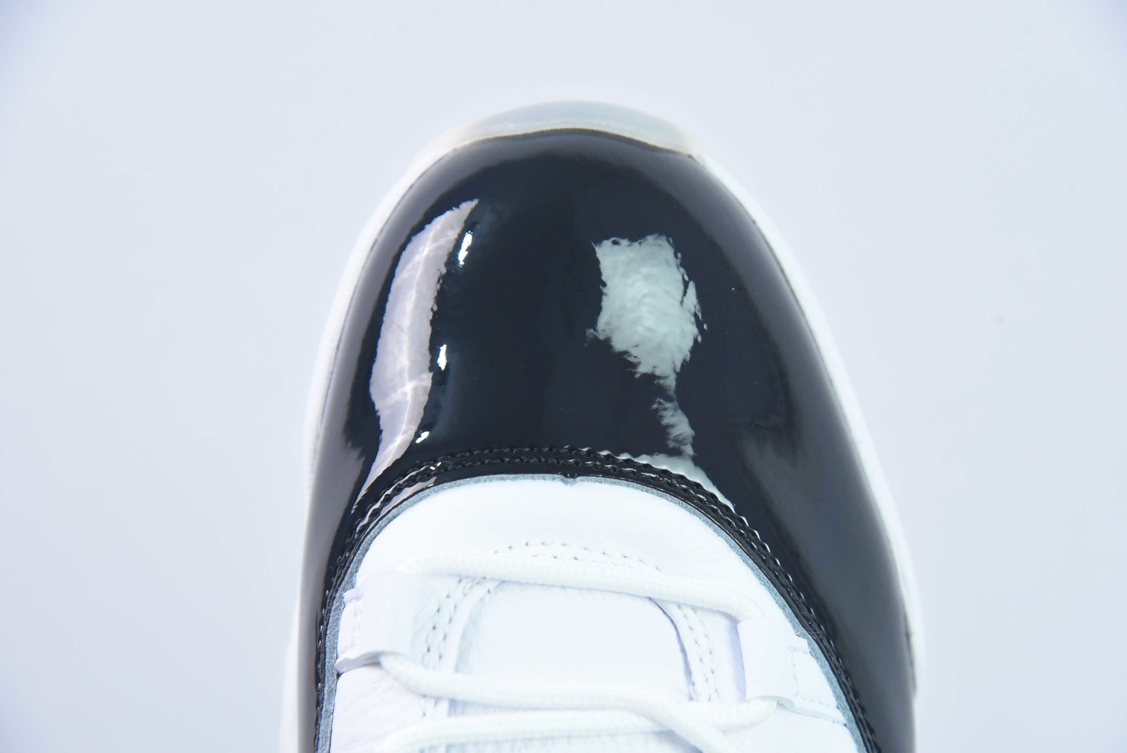 Jordan 11 Concord 2018