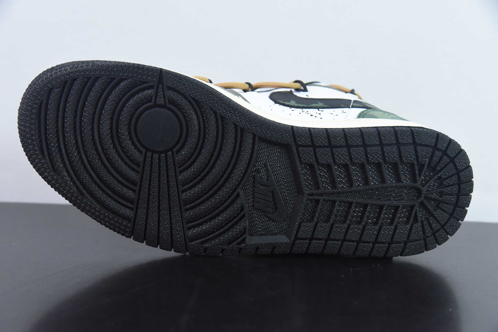 Jordan 1 Low PandaPrank