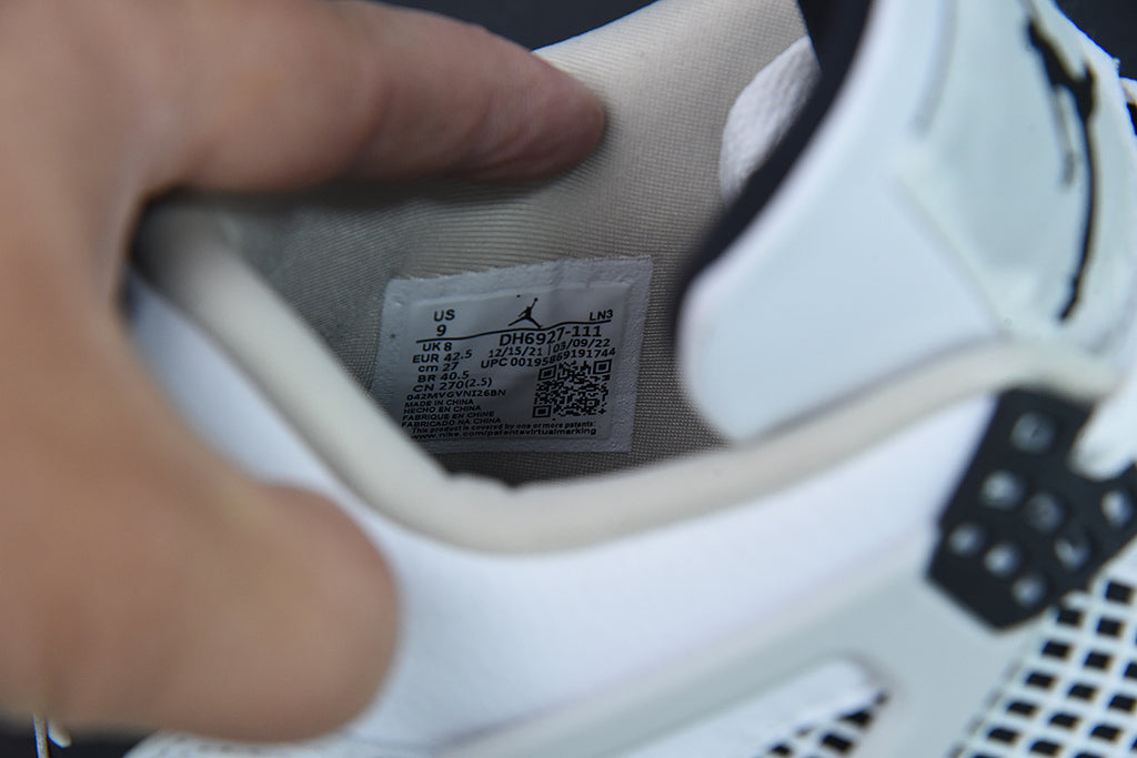 Jordan 4 Retro Black and White
