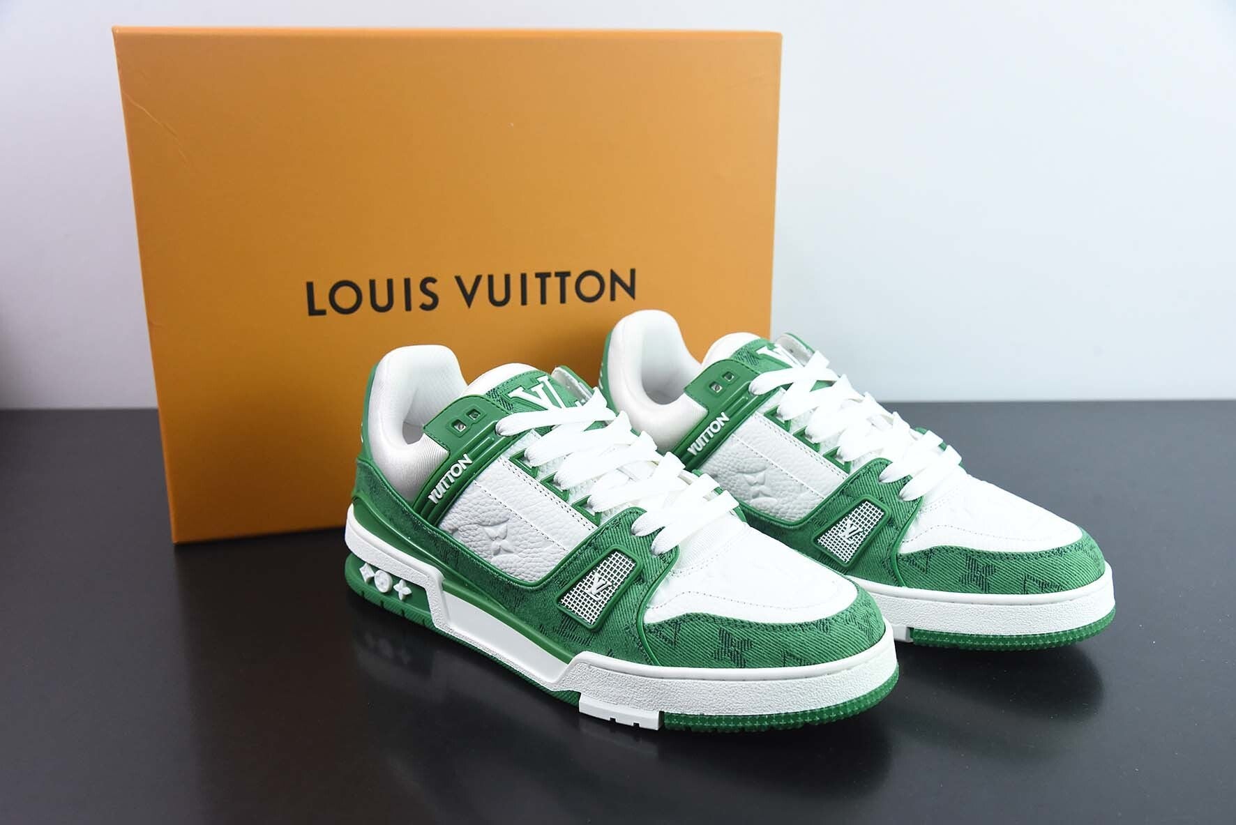 Louis Vuitton Trainer Green