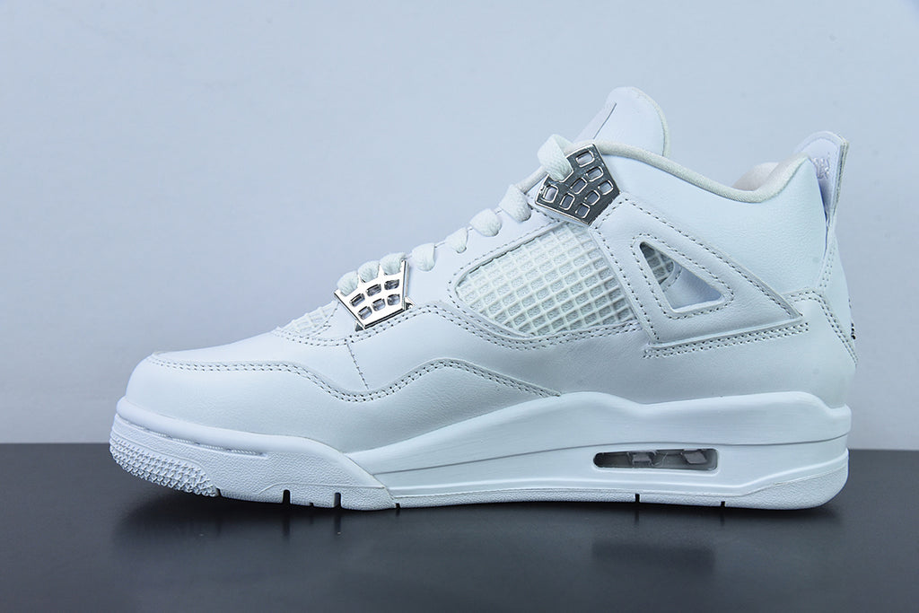 Jordan 4 Retro Metallic Silver