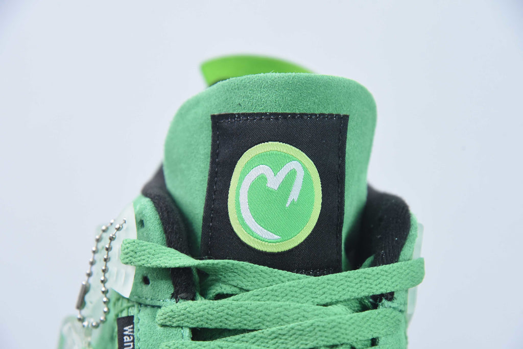 Jordan 4 Retro Wahlburgers