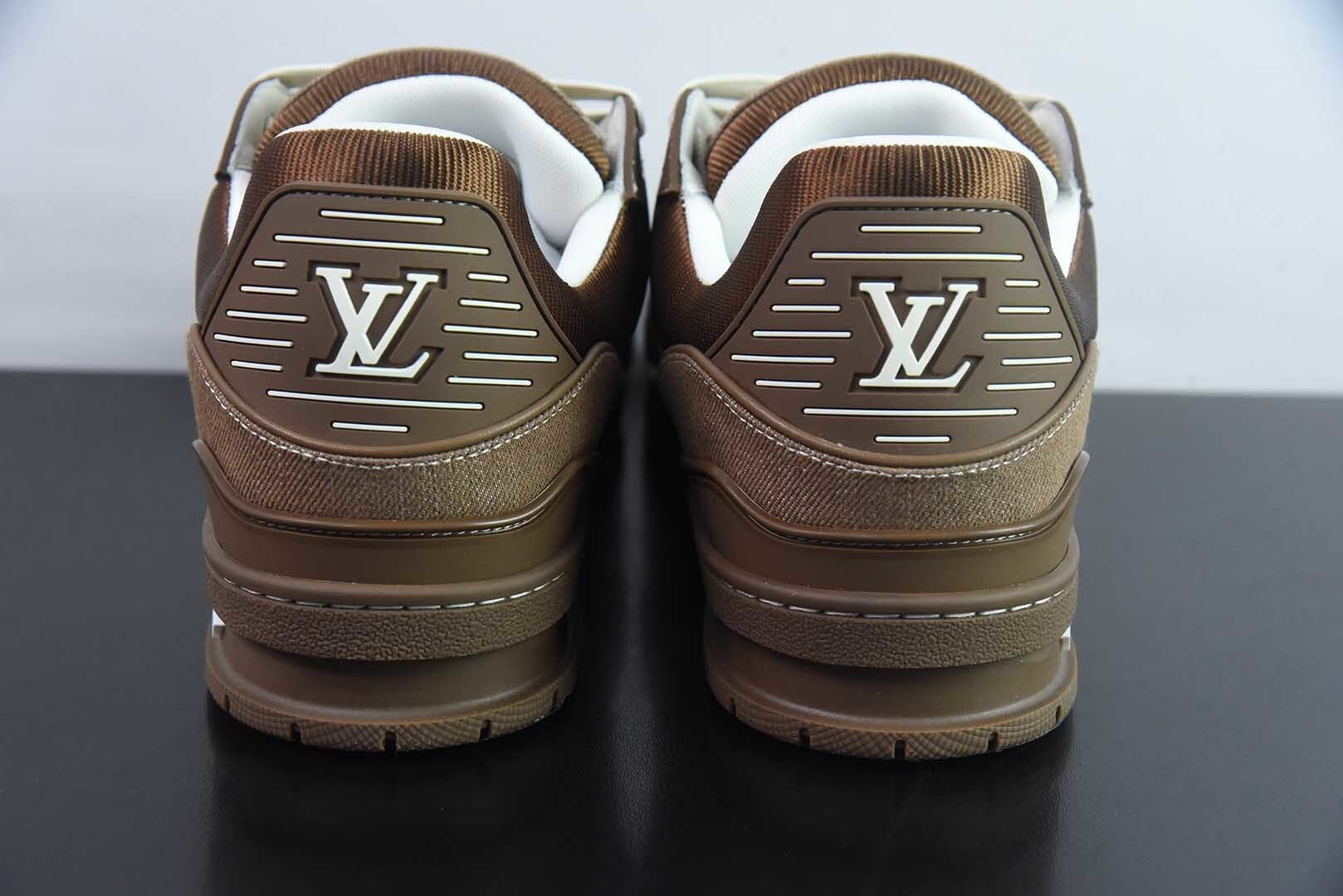Louis Vuitton Trainer Brown