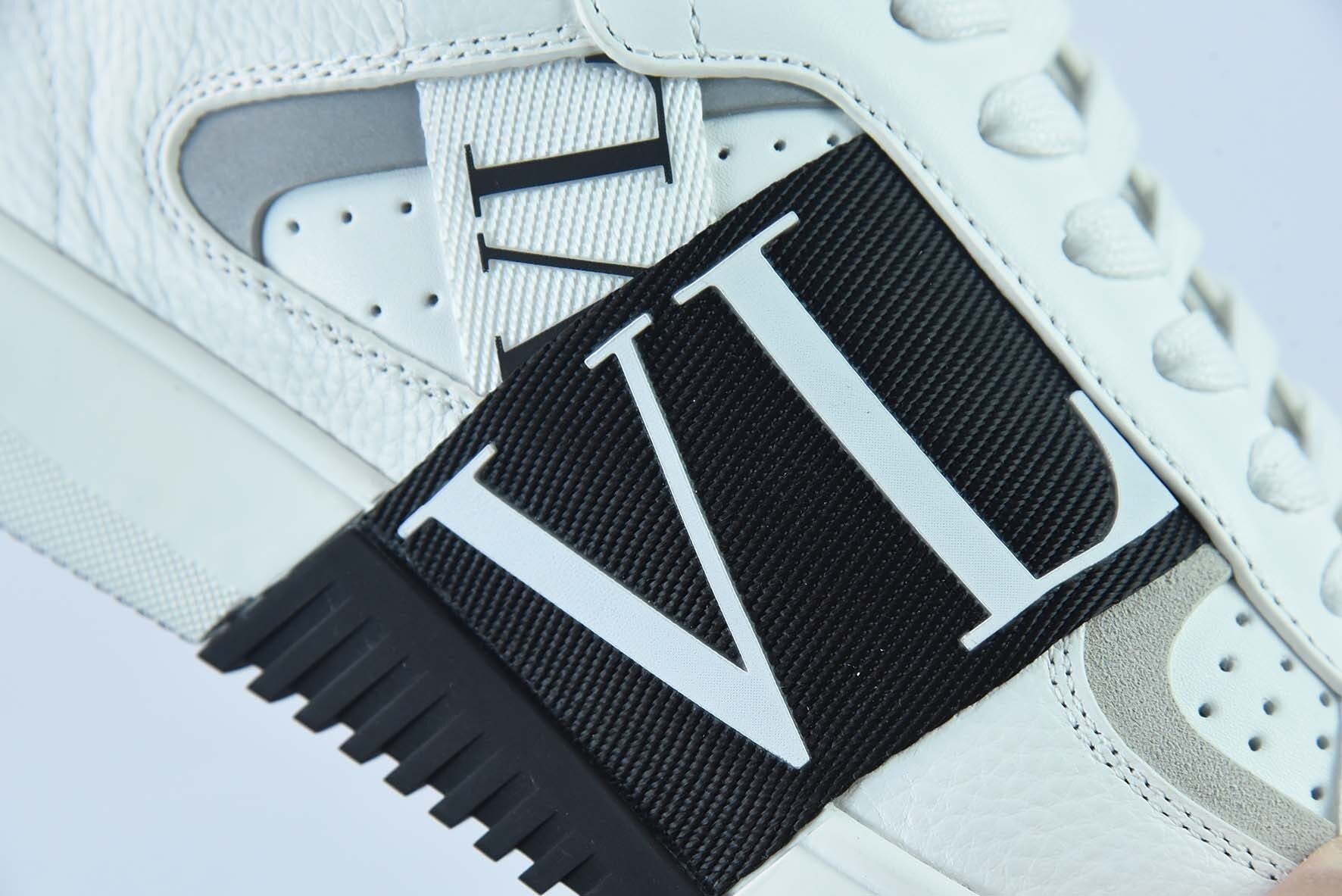 Valentino VL7N Bianche e Nere