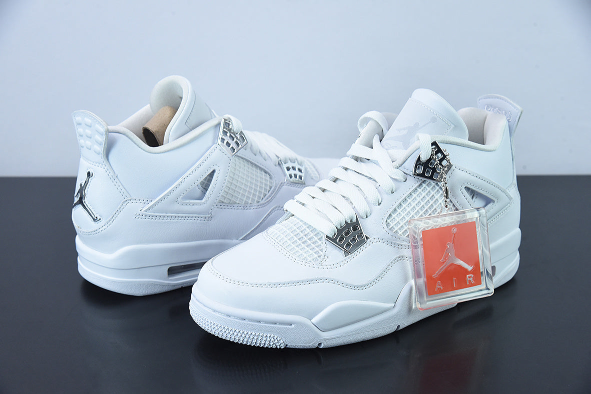 Jordan 4 Retro Metallic Silver