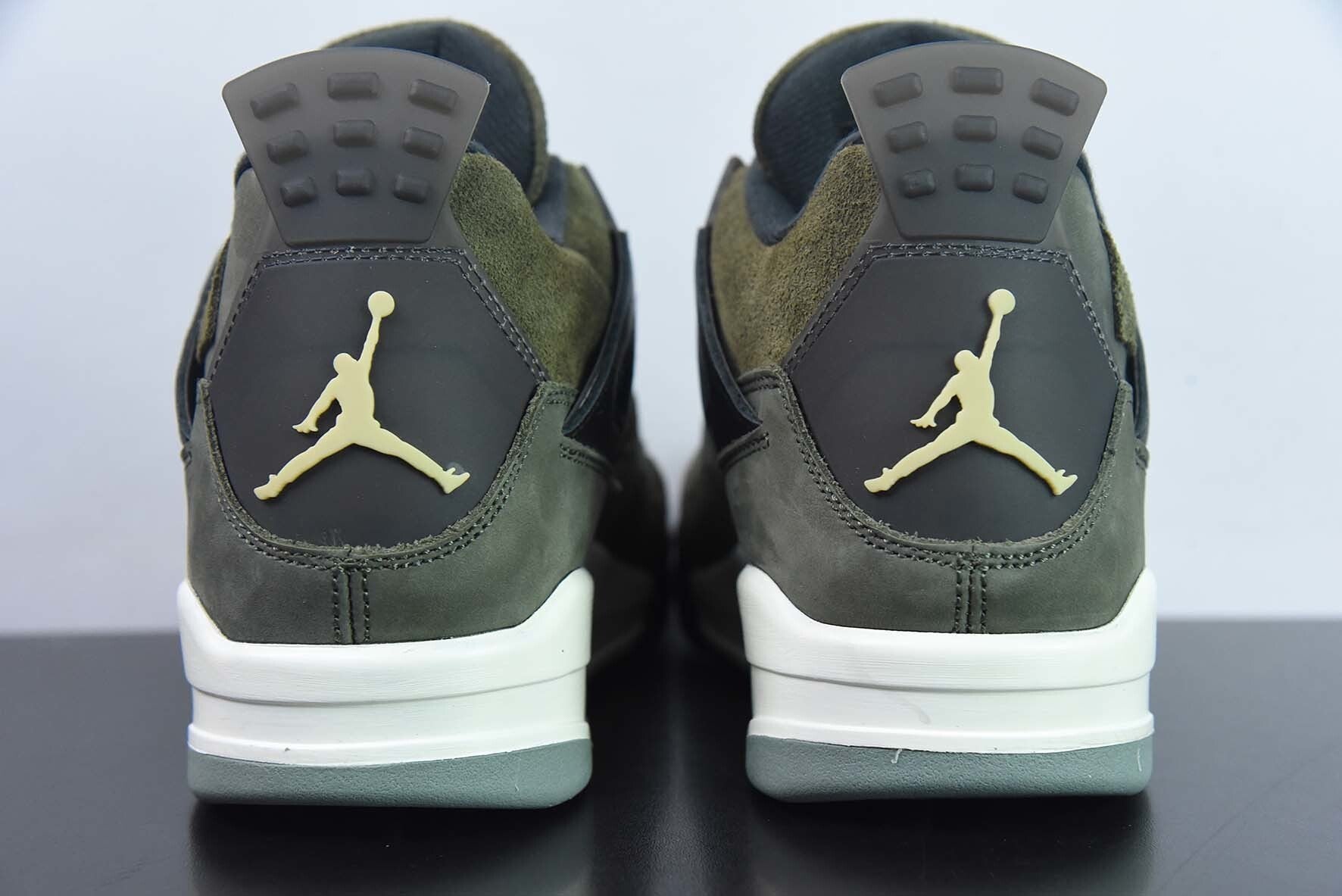Jordan 4 Retro Olive