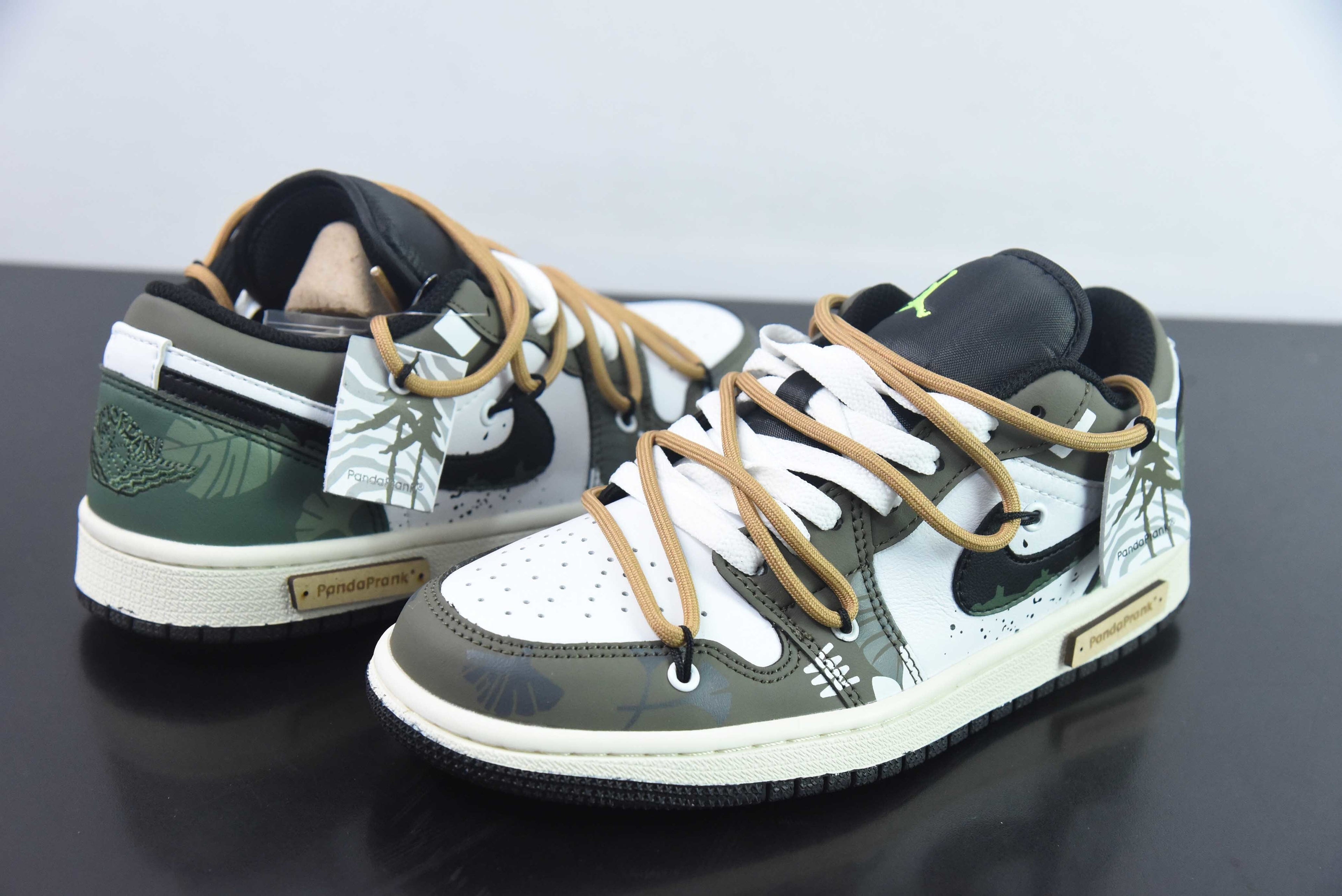 Jordan 1 Low PandaPrank