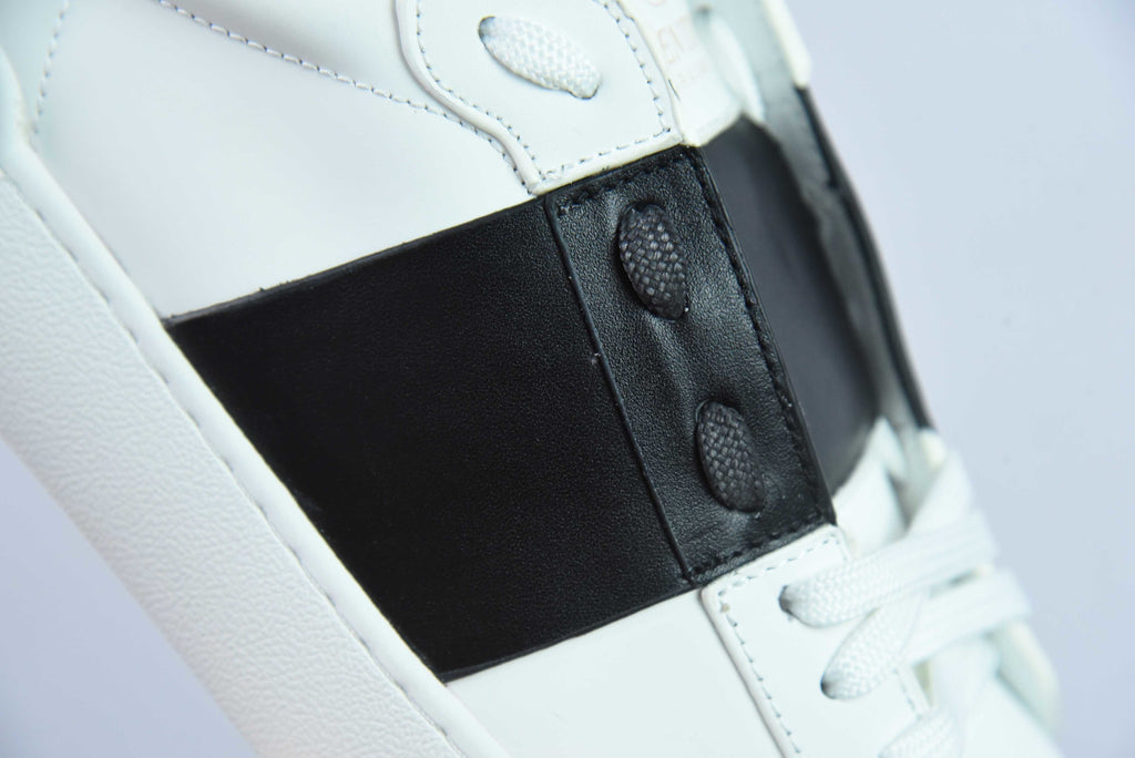 Valentino Open in Vitello