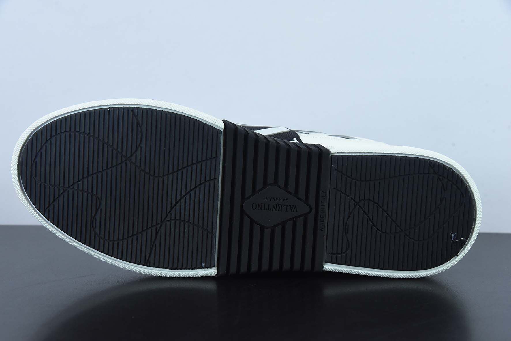 Valentino VL7N Bianche e Nere