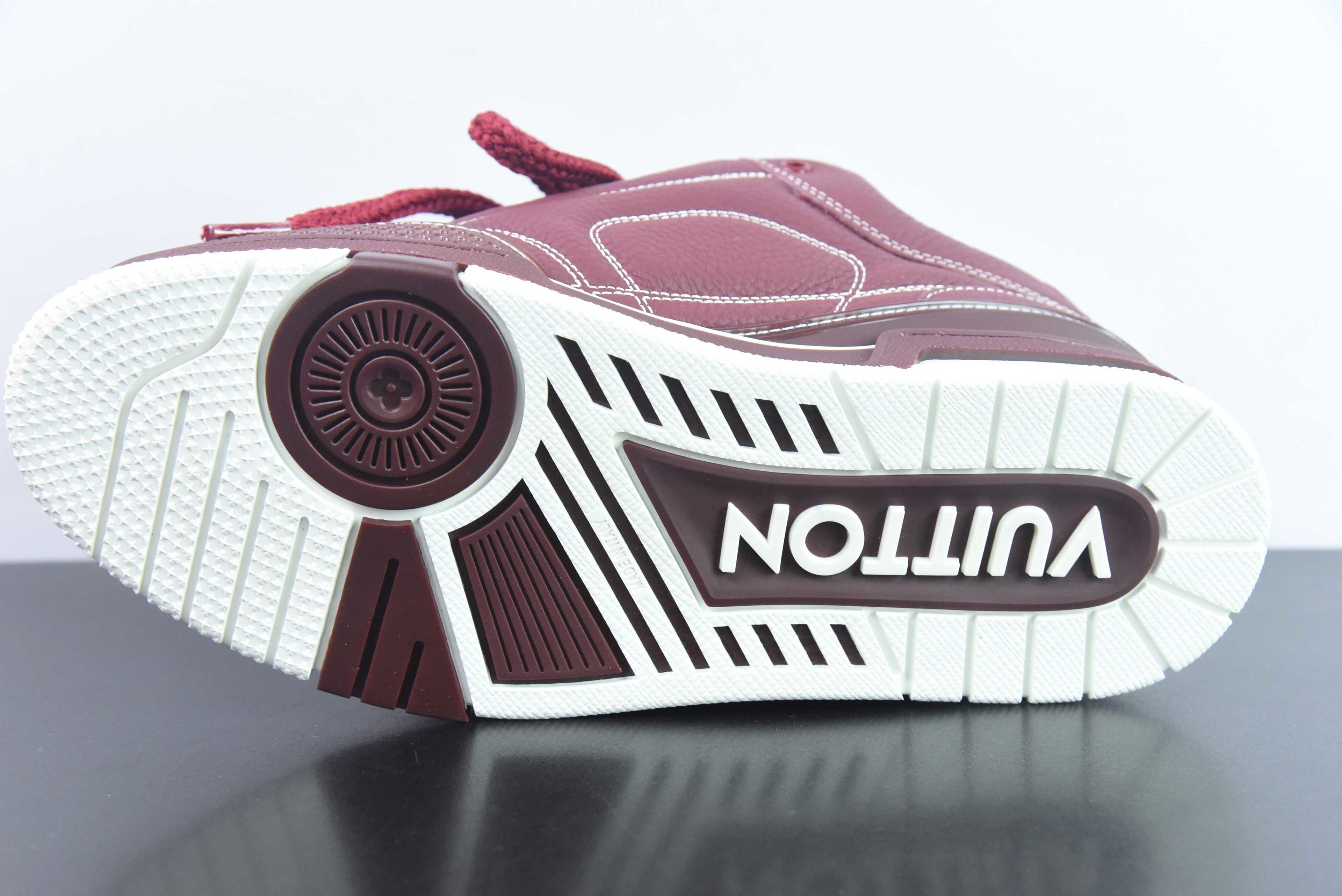 Louis Vuitton Skate Purple Red