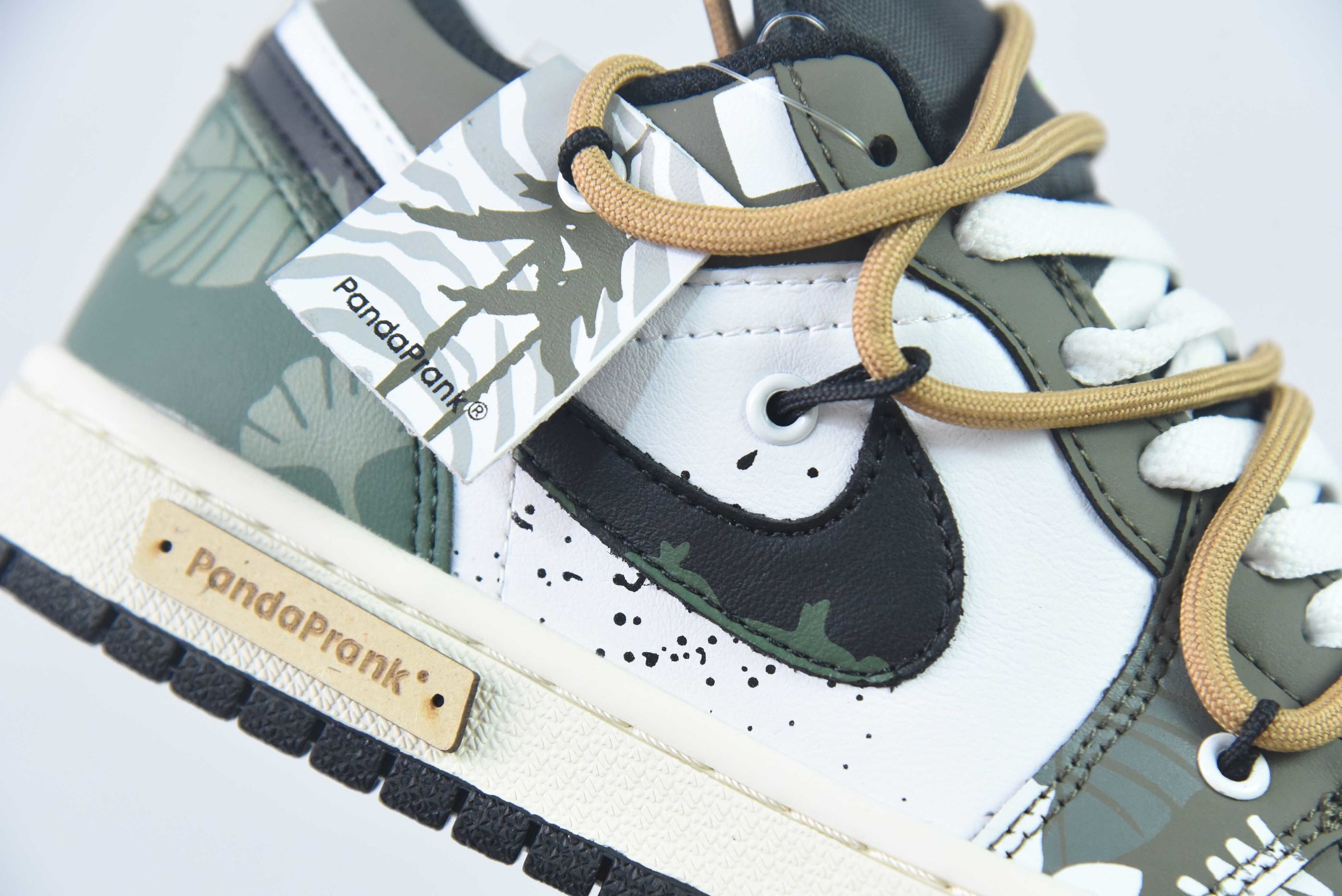 Jordan 1 Low PandaPrank