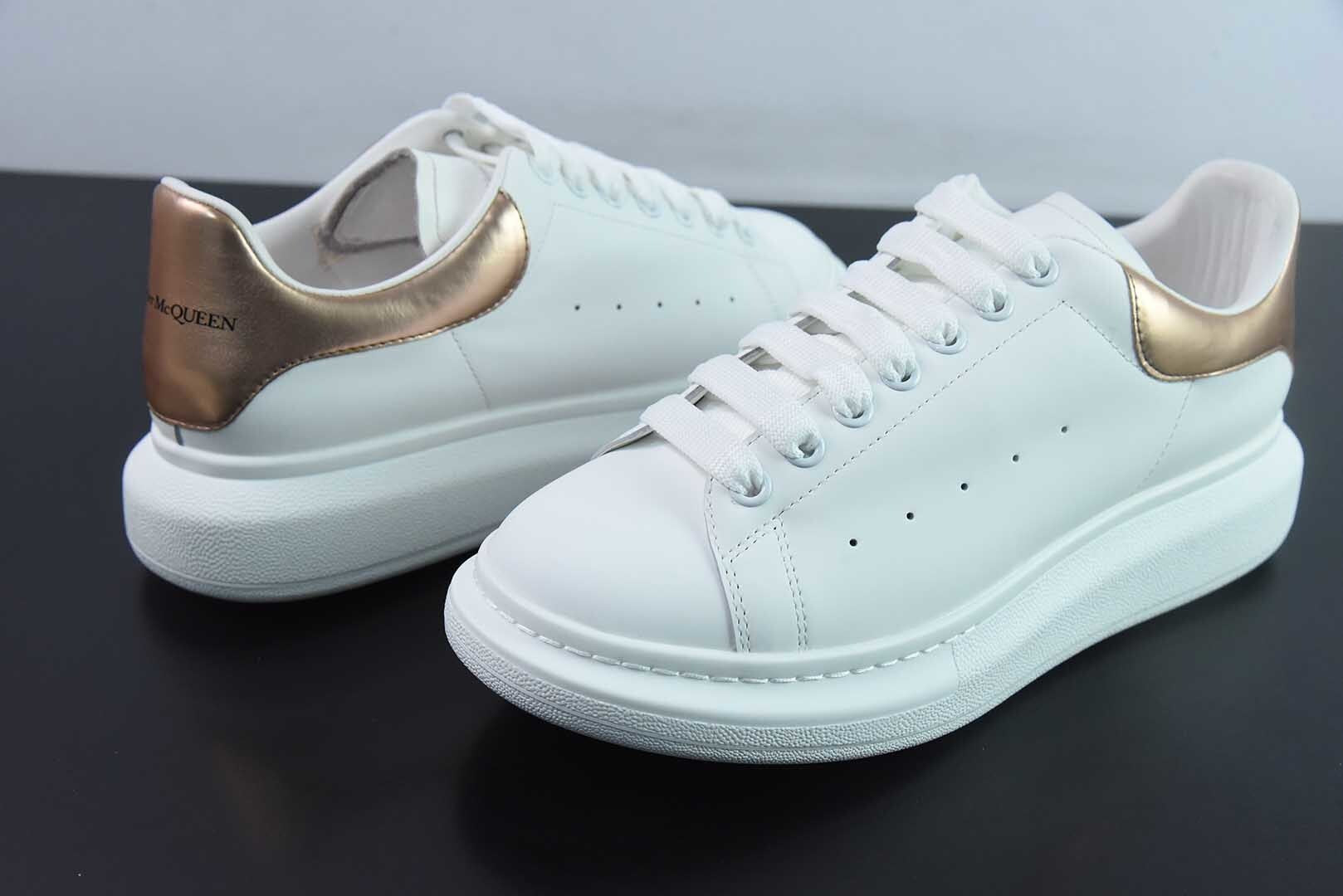 Alexander McQueen Gold