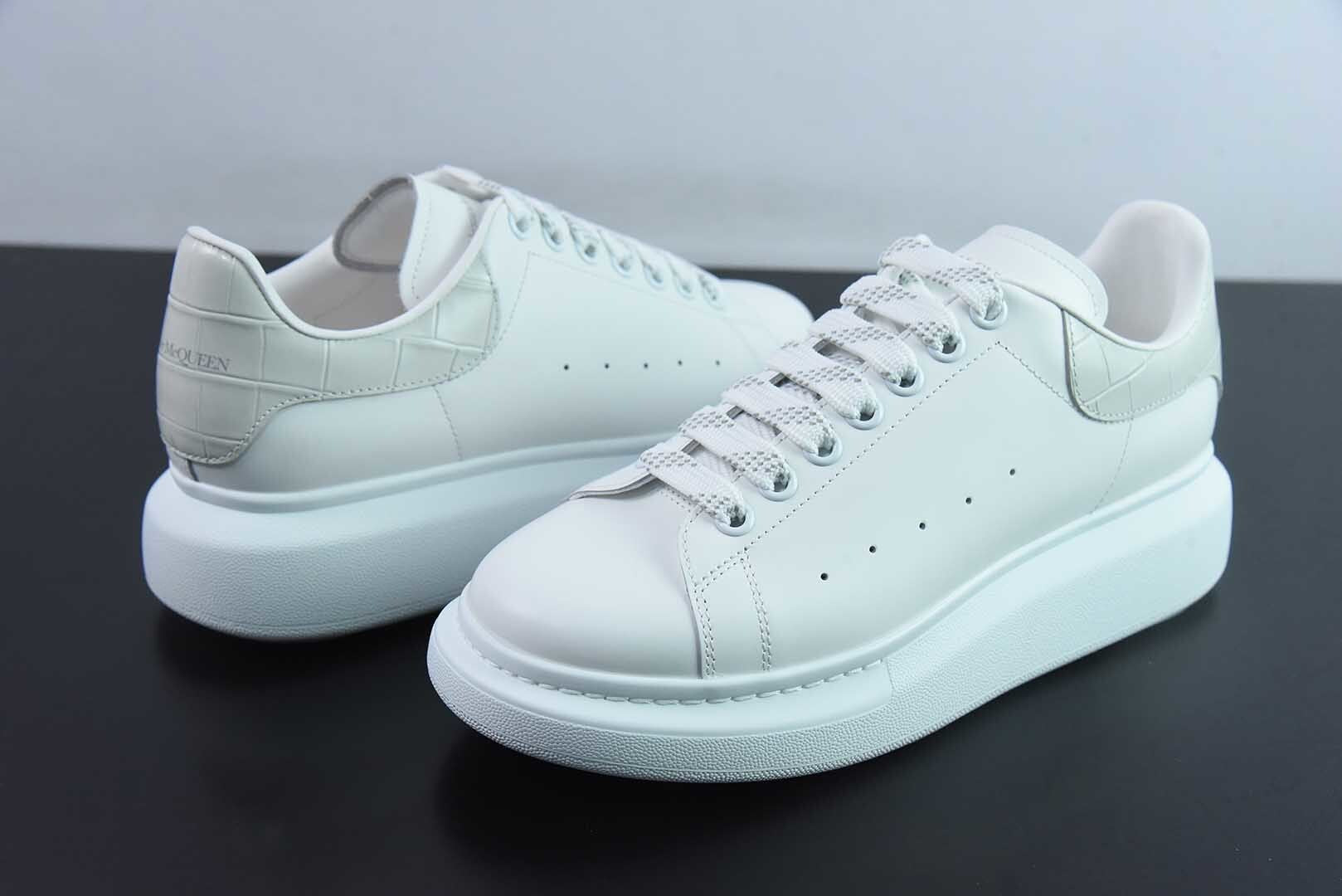 Alexander McQueen Light Gray Crocodile