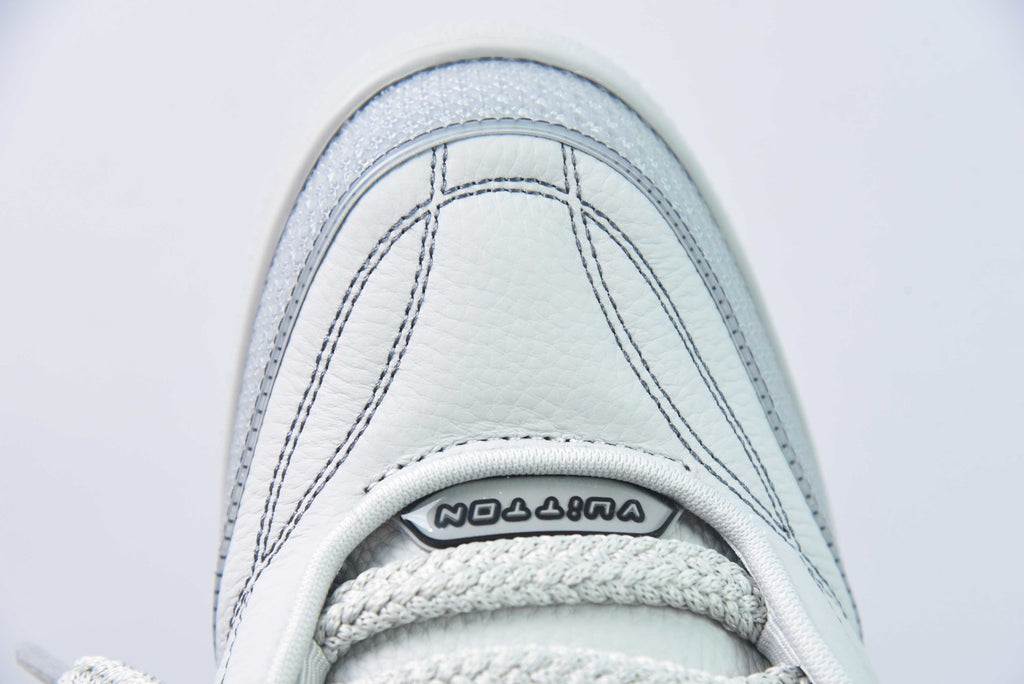 Louis Vuitton Skate Gray