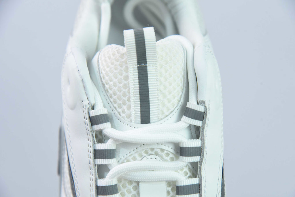 Dior B22 White