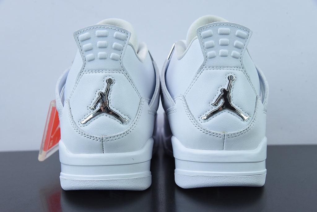 Jordan 4 Retro Metallic Silver