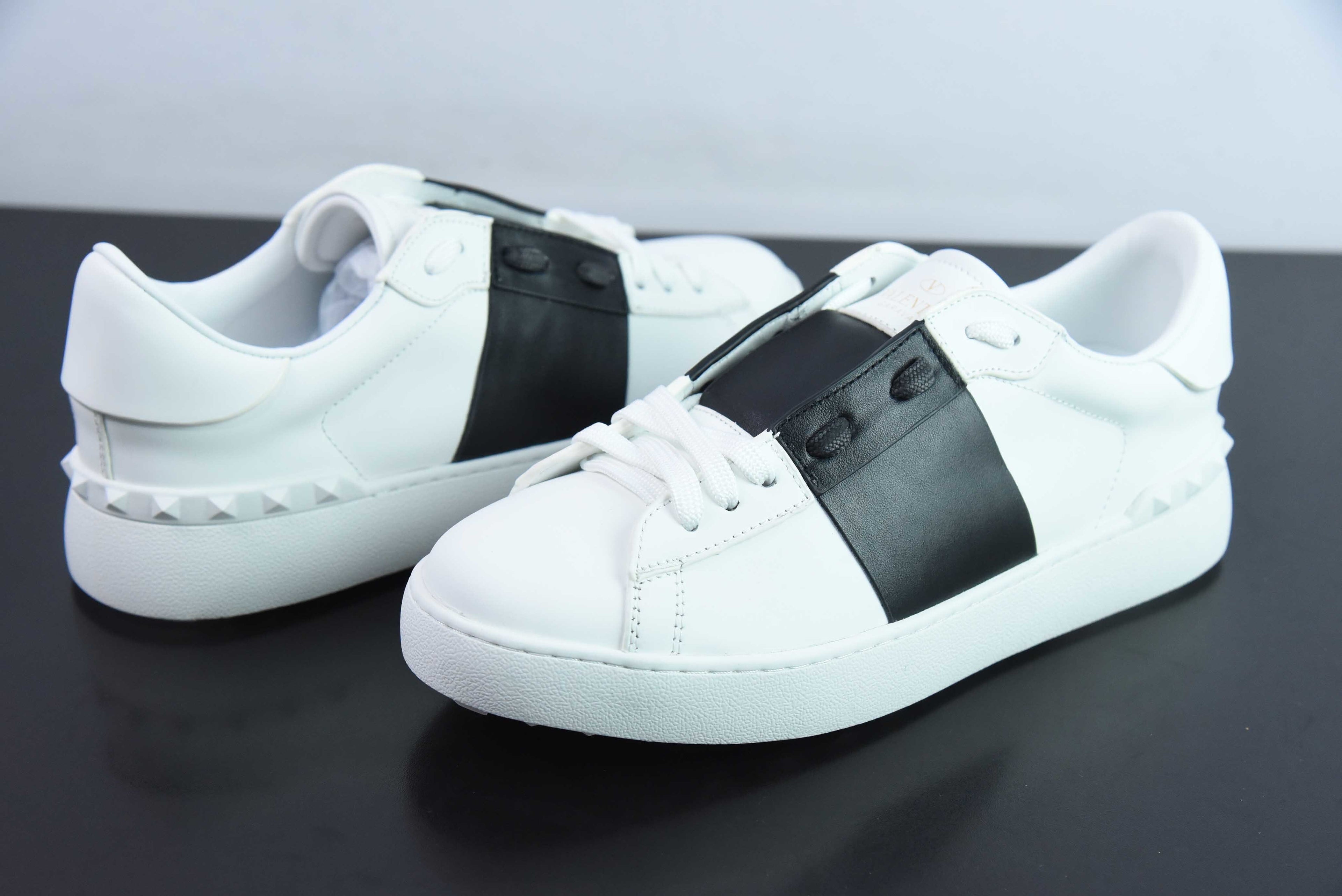 Valentino Open in Vitello