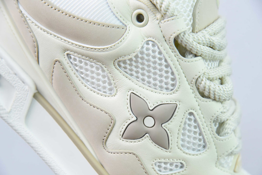 Louis Vuitton Skate Beige