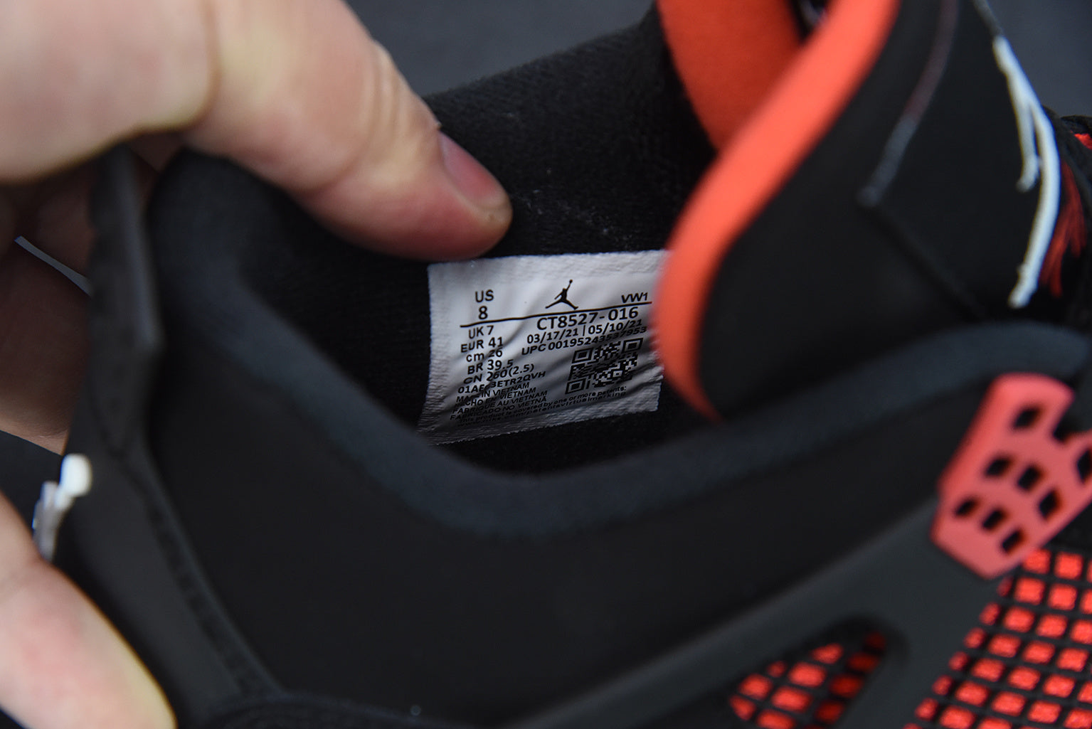 Jordan 4 Retro Red Thunder