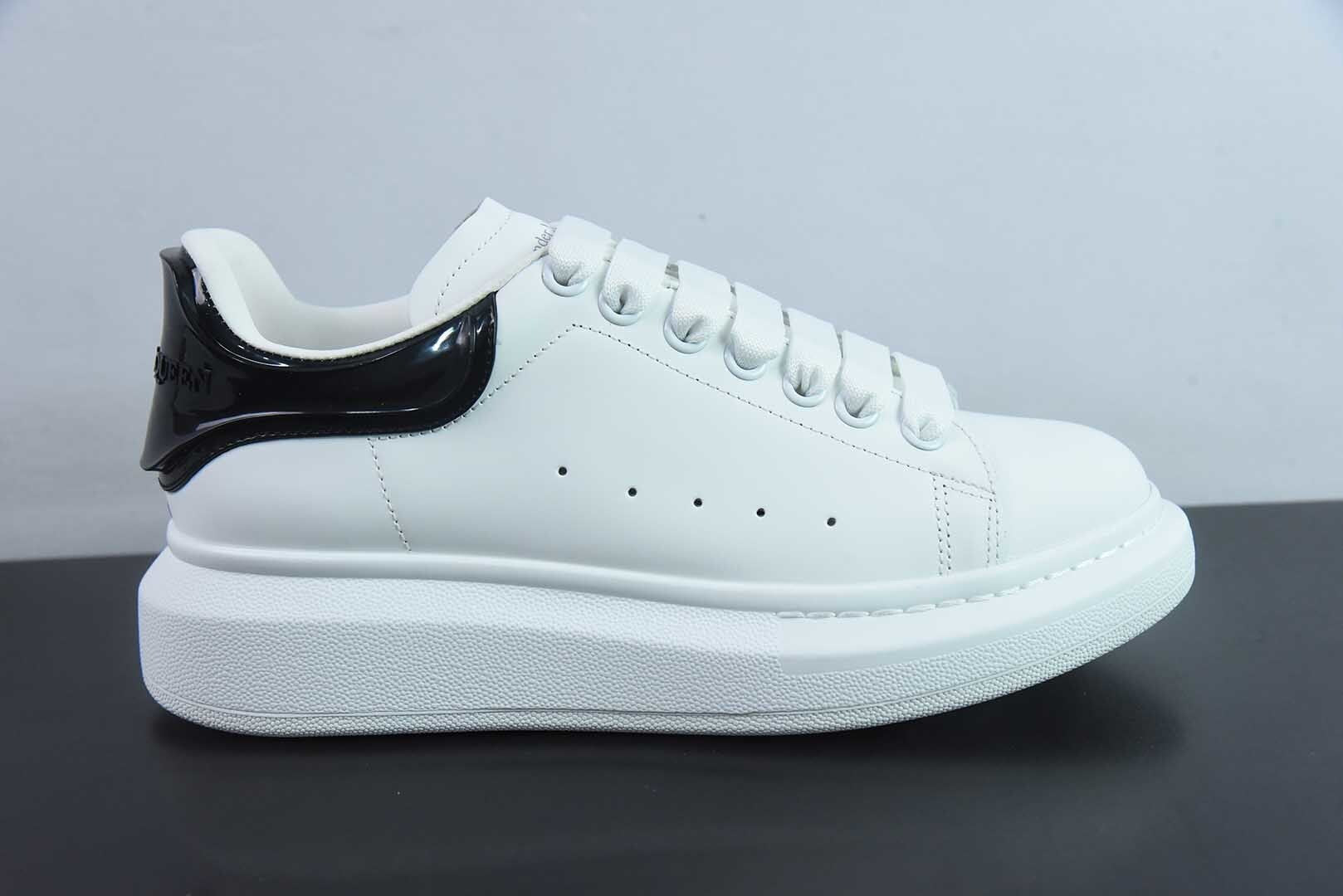 Alexander McQueen Plastic Black