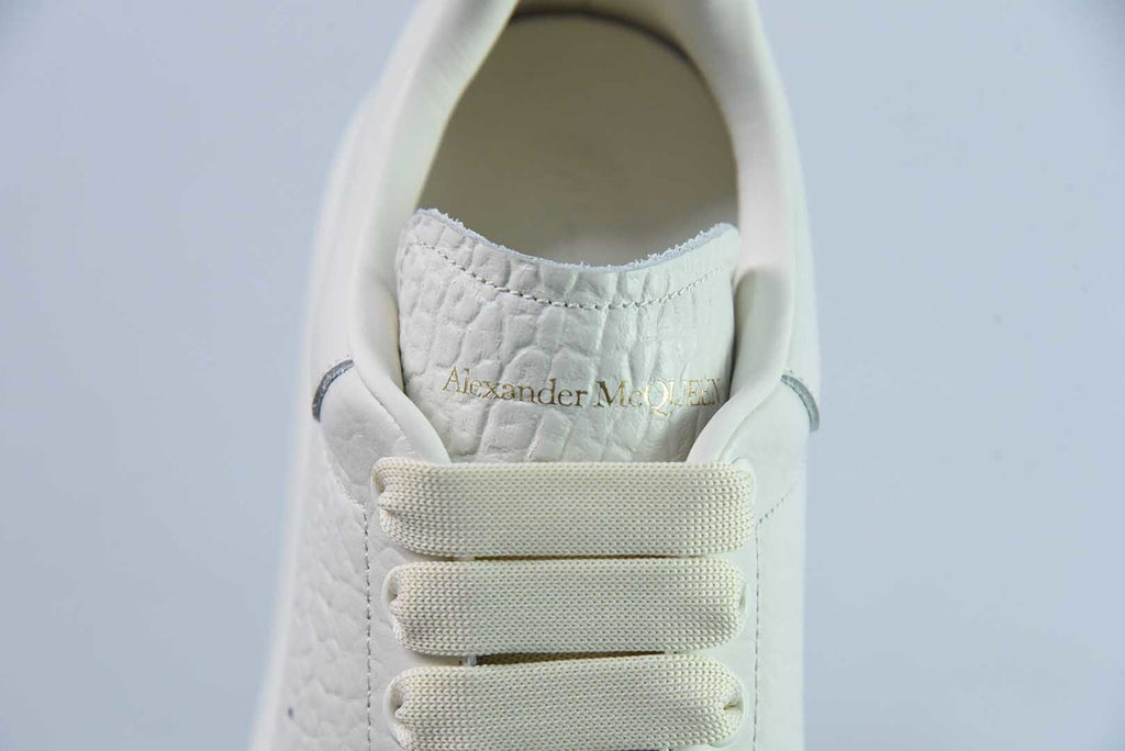 Alexander McQueen Beige