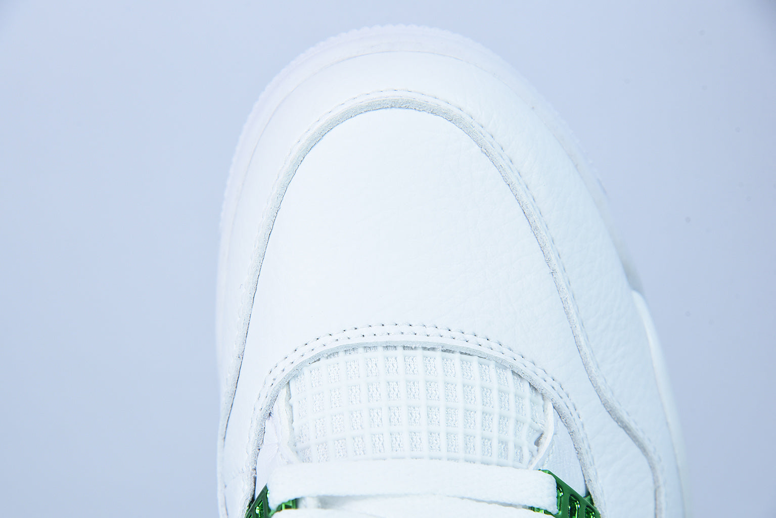 Jordan 4 Retro Metallic Green